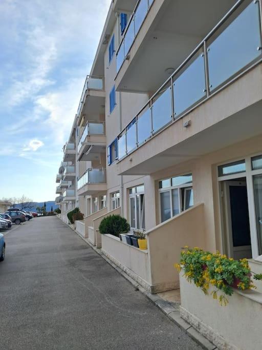 Holiday Home Apartment 布德瓦 外观 照片